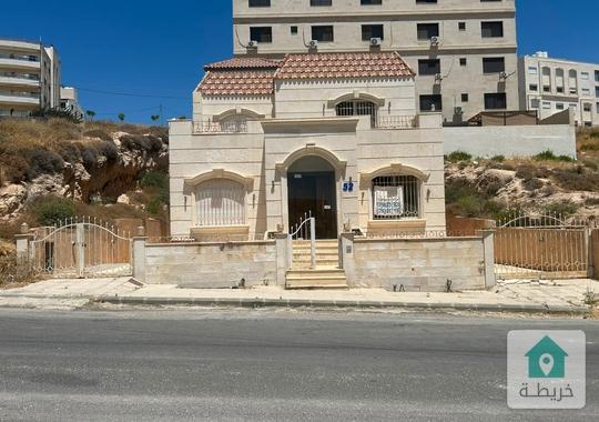 فيلا للبيع في ربوة عبدون حي اسكان المهندسين