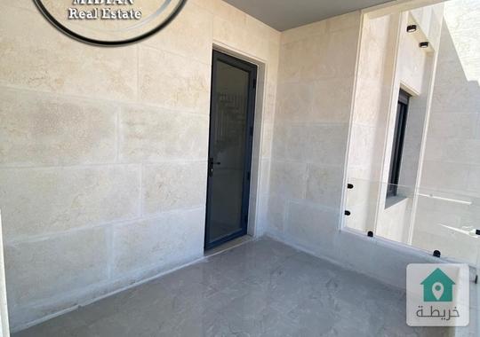 شقة فارغة للايجار الدوار السابع مساحة 140م طابق أول تشطيبات ديكورات فاخرة جديدة لم تسكن بسعر مميز