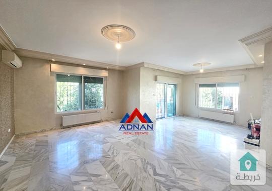 ارقى مناطق الرابيه شقه 200 متر طابق اول للبيع بسعر 105000 دينار