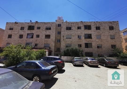 شقة أرضية للبيع في عمان البيادر 