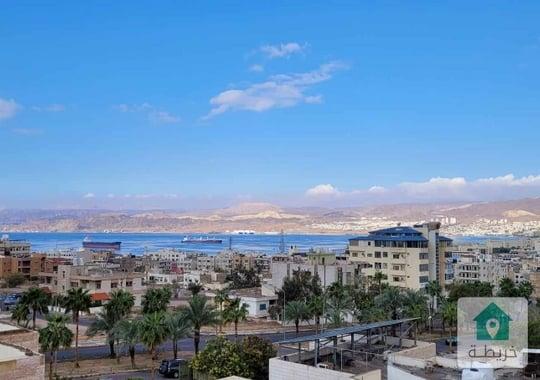  شقة رووف مميزة للإيجار في العقبة الخامسة Distinguished Roof Apartment for Rent in Aqaba